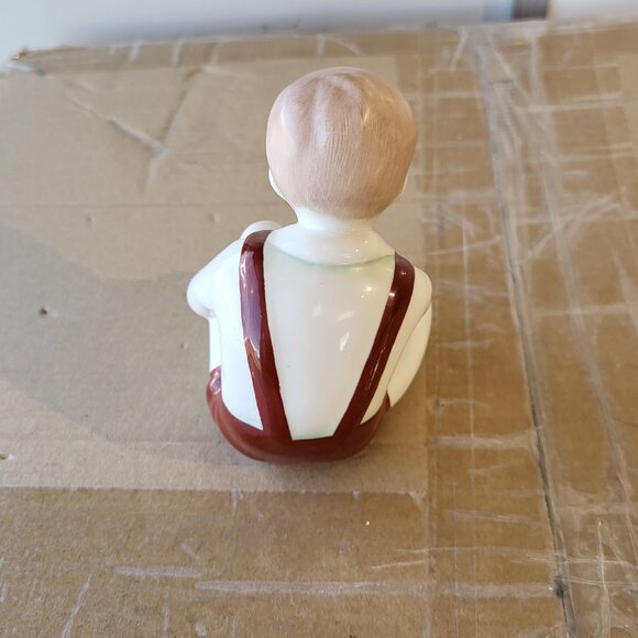 Vintage Hungarian Porcelain Aquincum Boy Figurine GUC RARE "BIN D" - Picture 3 of 9
